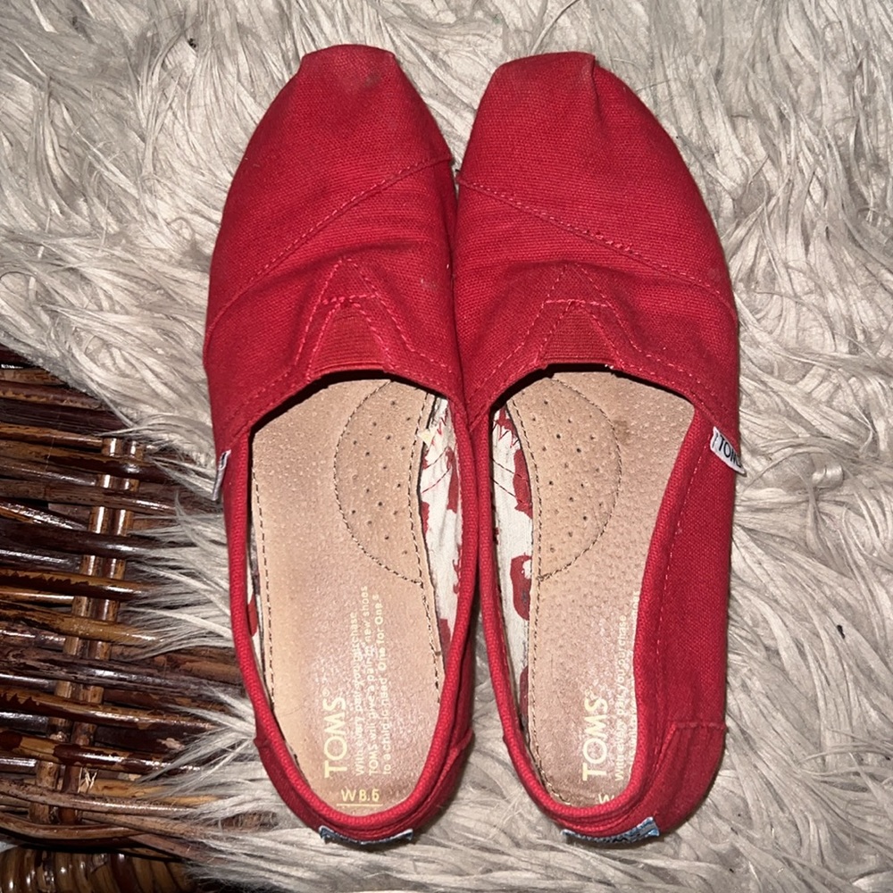 Tom’s Red, size Women’s 8 and a 1/2 shoes. - Picture 2 of 6